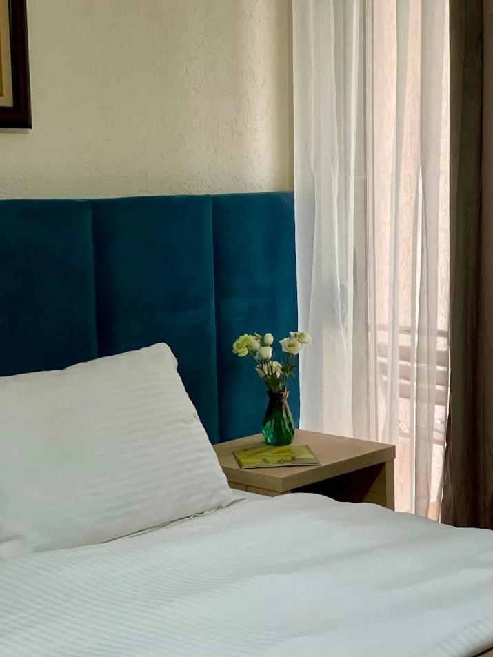 Hotel Ibiza Голем Екстериор снимка