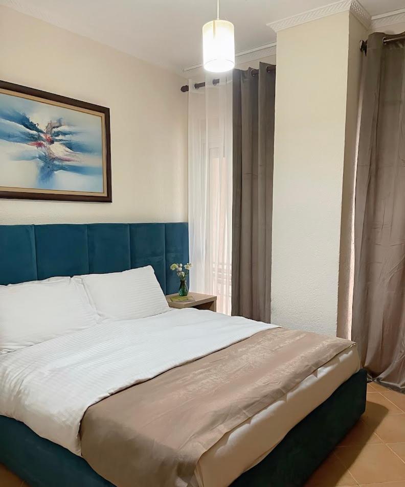 Hotel Ibiza Голем Екстериор снимка