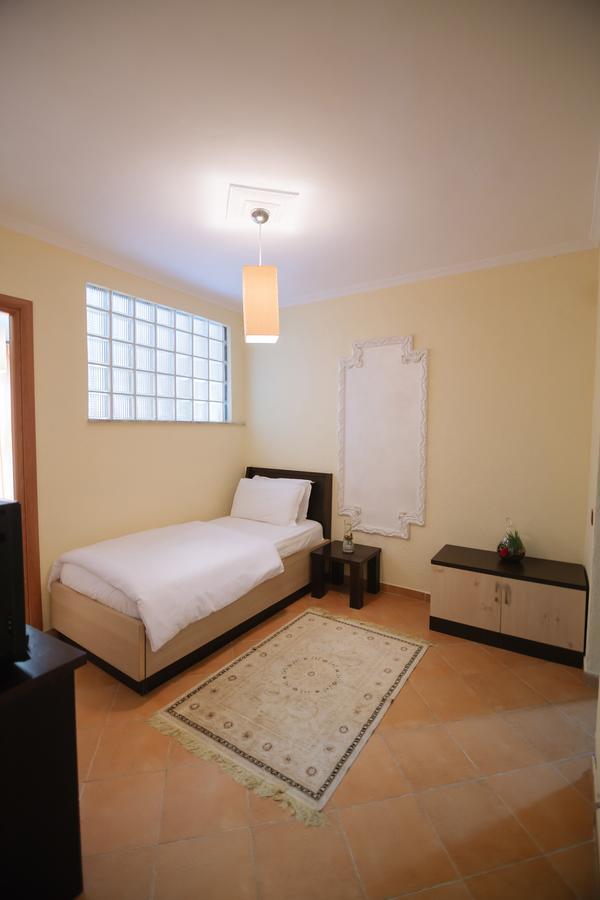 Hotel Ibiza Голем Екстериор снимка