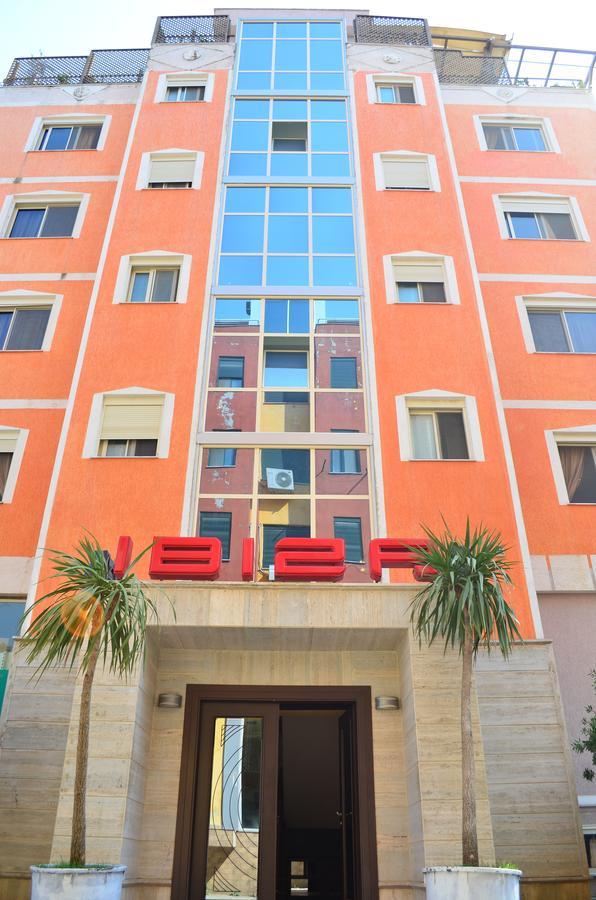 Hotel Ibiza Голем Екстериор снимка